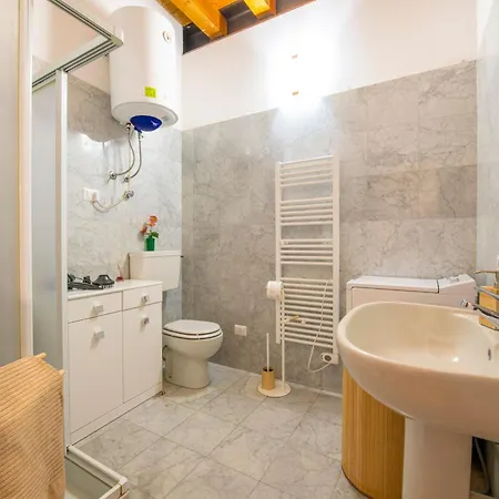 Bed & Breakfast Arena Mazzini Centro Verona
