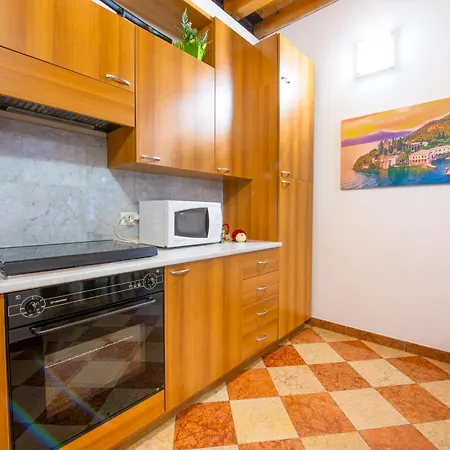 Bed & Breakfast Arena Mazzini Centro Verona